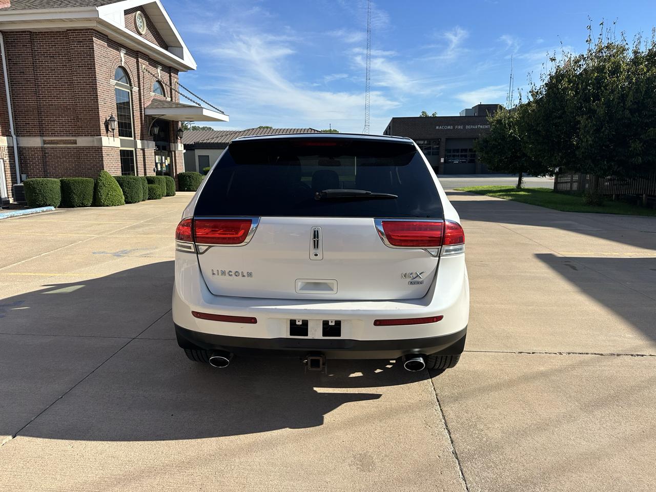 Lincoln MKX AWD 4dr 2011
