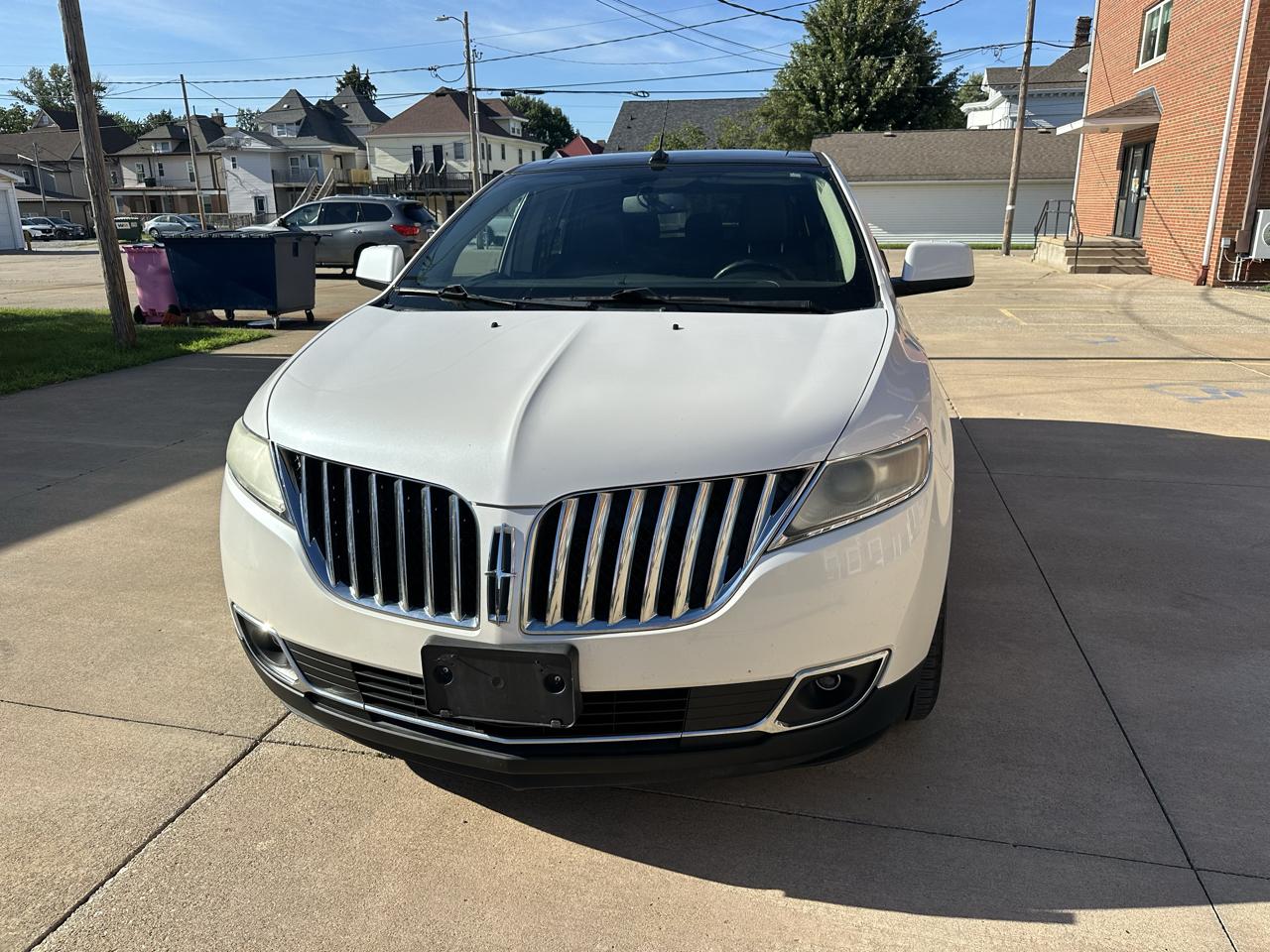 Lincoln MKX AWD 4dr 2011