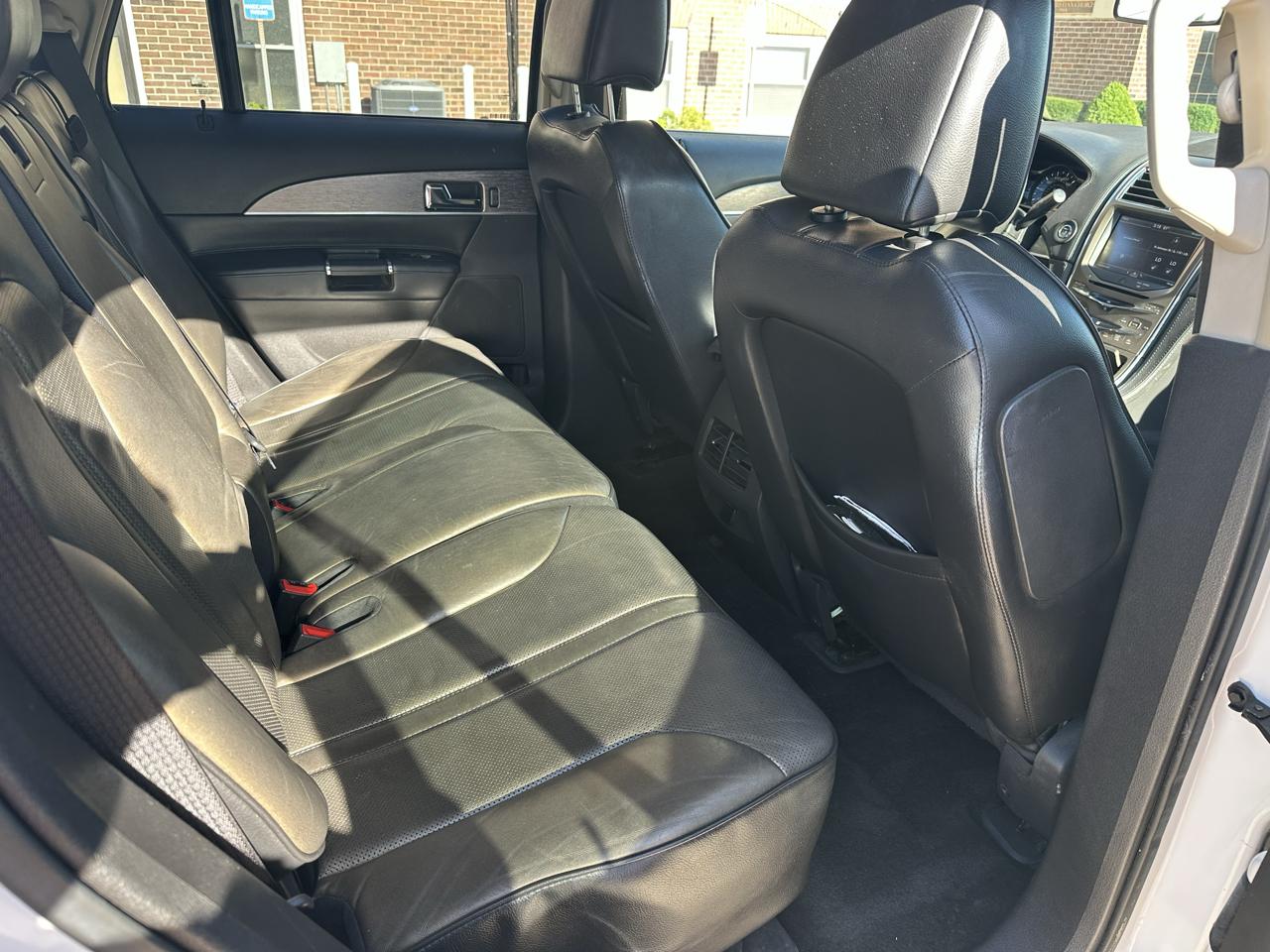 Lincoln MKX AWD 4dr 2011