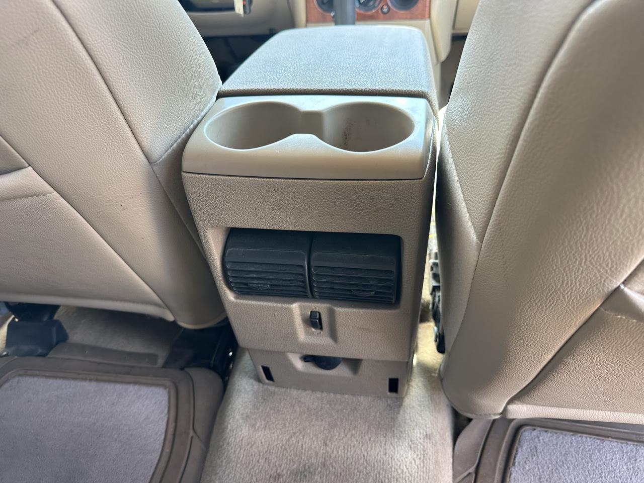Ford Explorer 4WD 4dr V6 Eddie Bauer 2008
