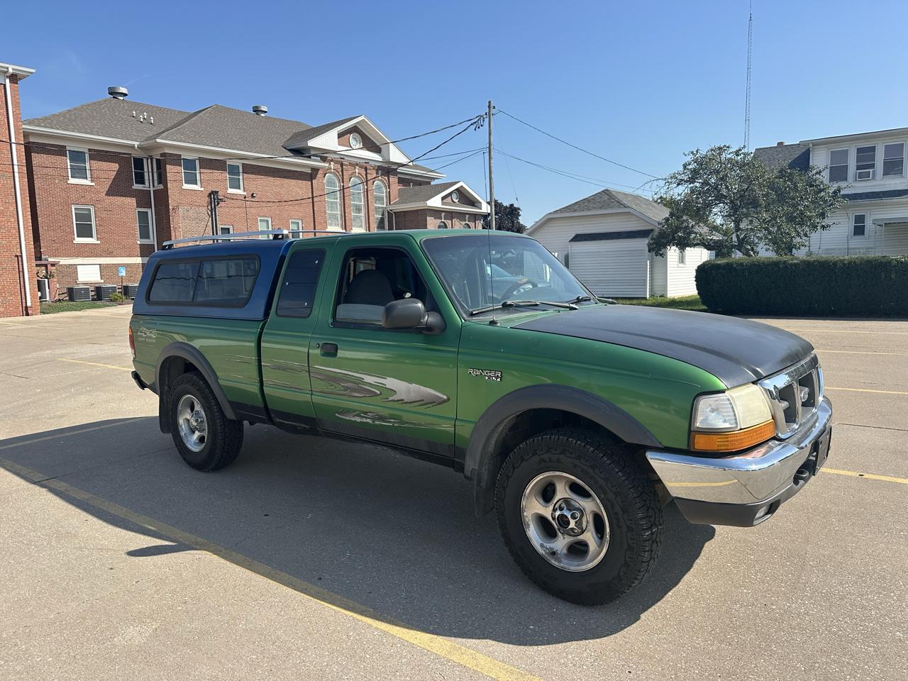 Ford Ranger Supercab 126" WB XLT 4WD 1999