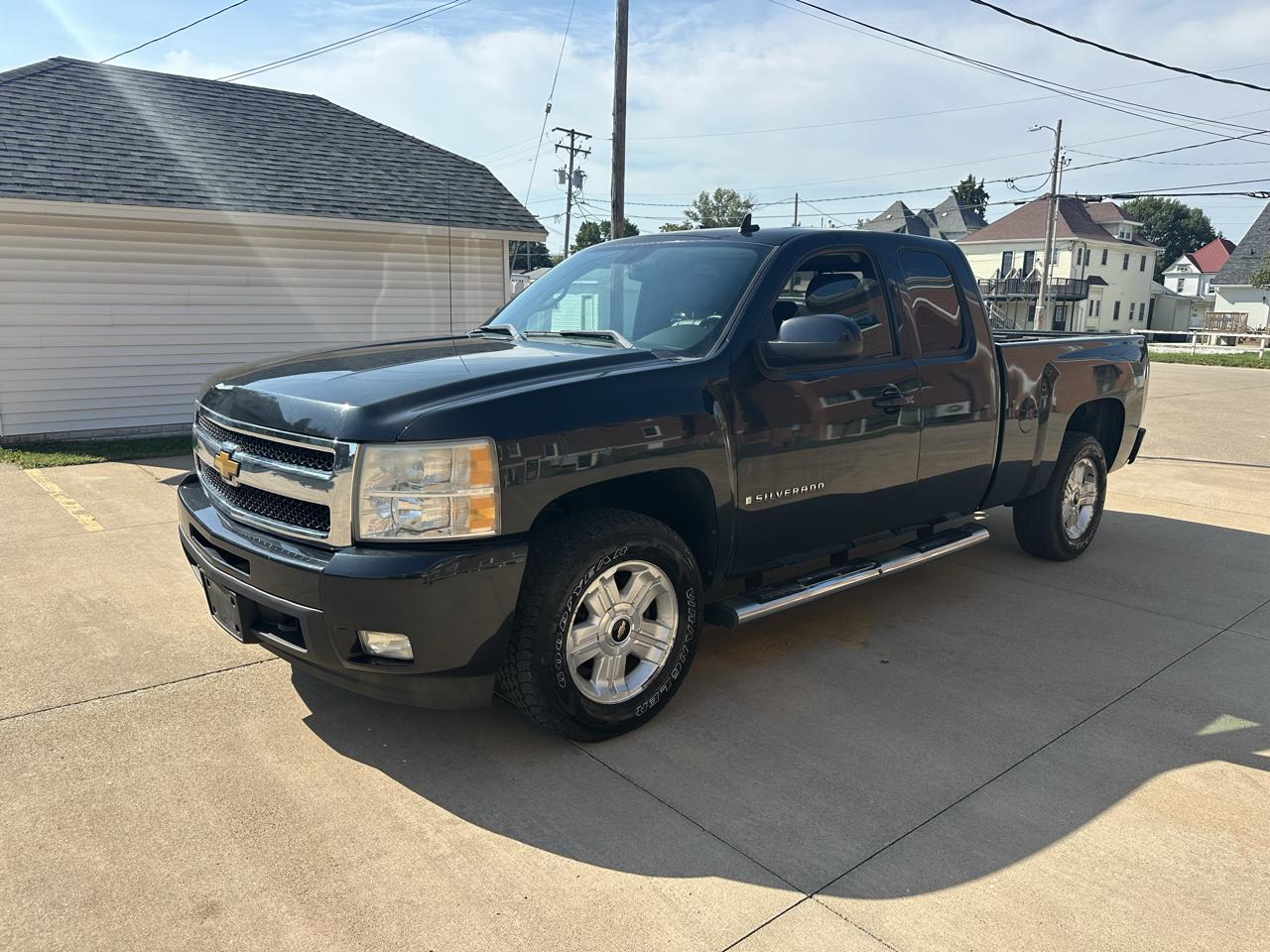 Chevrolet Silverado 1500 4WD Ext Cab 143.5" LTZ 2009