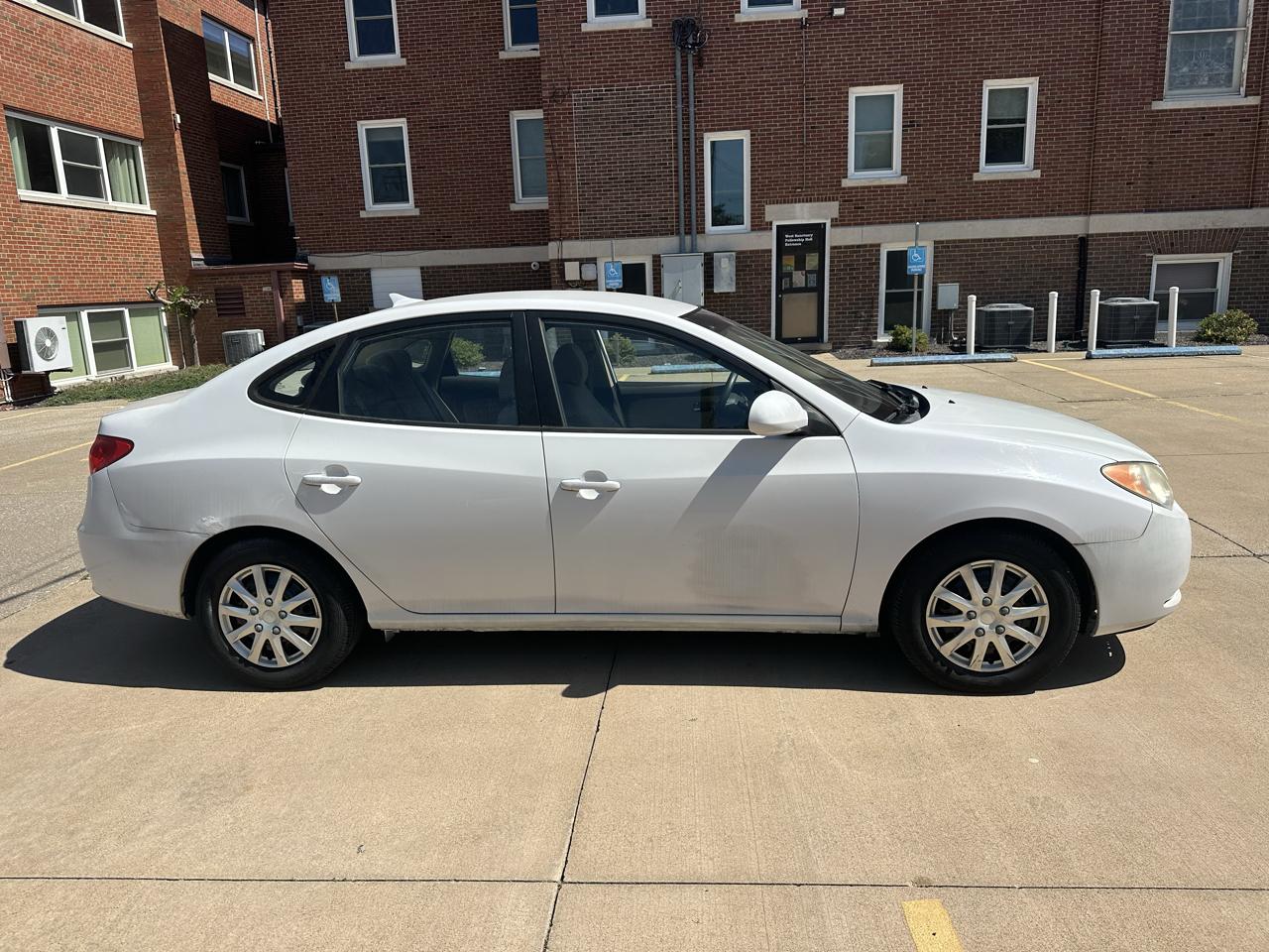 Hyundai Elantra 4dr Sdn Auto GLS 2010