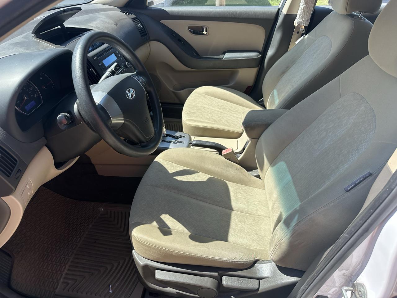Hyundai Elantra 4dr Sdn Auto GLS 2010