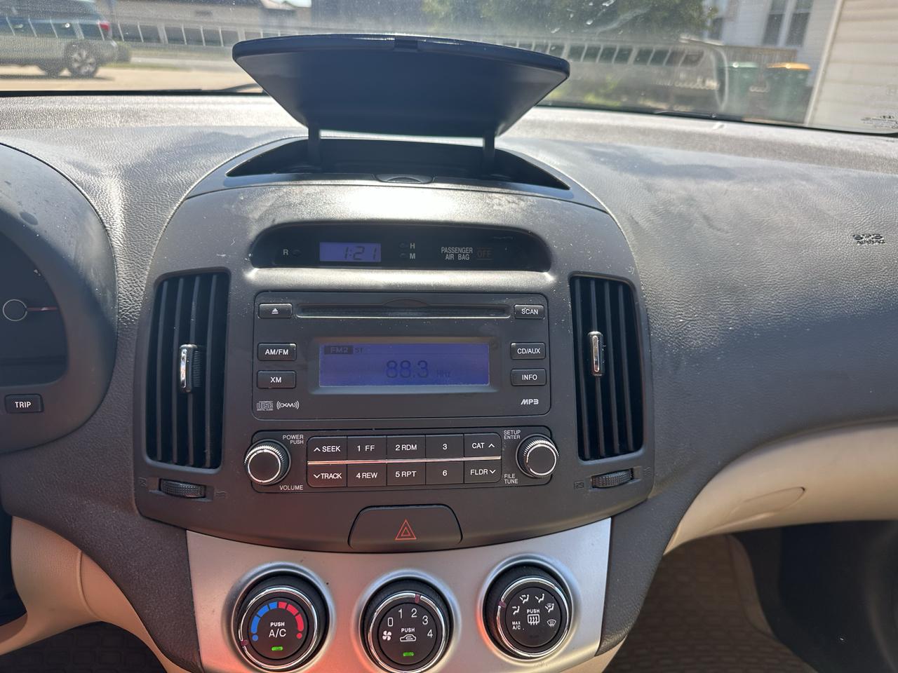 Hyundai Elantra 4dr Sdn Auto GLS 2010