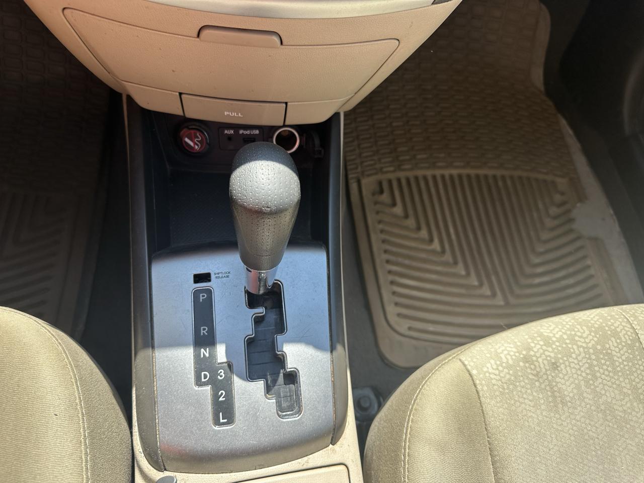 Hyundai Elantra 4dr Sdn Auto GLS 2010
