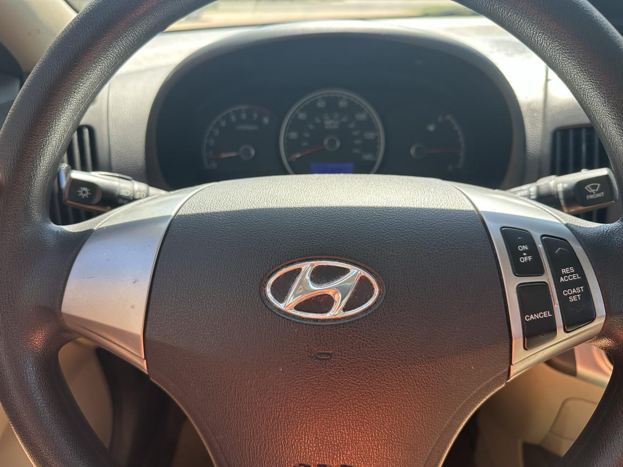 Hyundai Elantra 4dr Sdn Auto GLS 2010