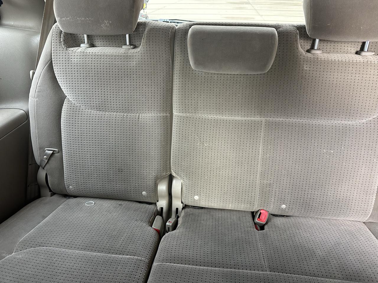 Toyota Sienna 5dr 7-Pass Van V6 LE FWD (Natl) 2006
