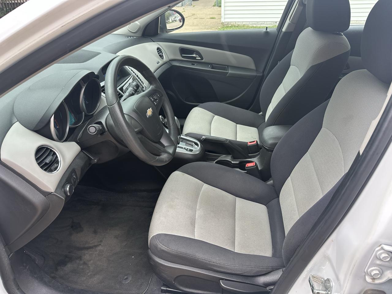 Chevrolet Cruze 4dr Sdn Auto LS 2015