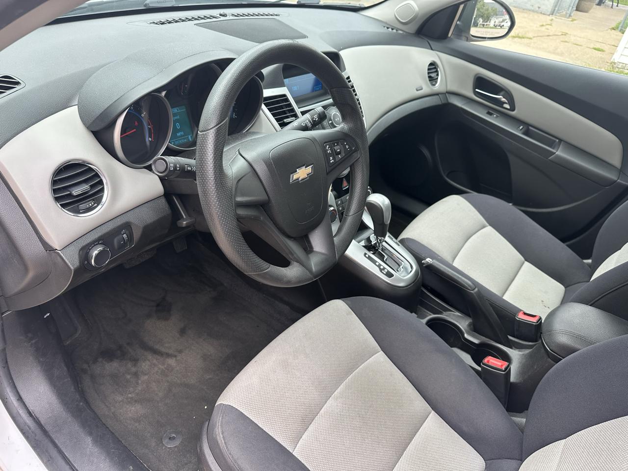 Chevrolet Cruze 4dr Sdn Auto LS 2015