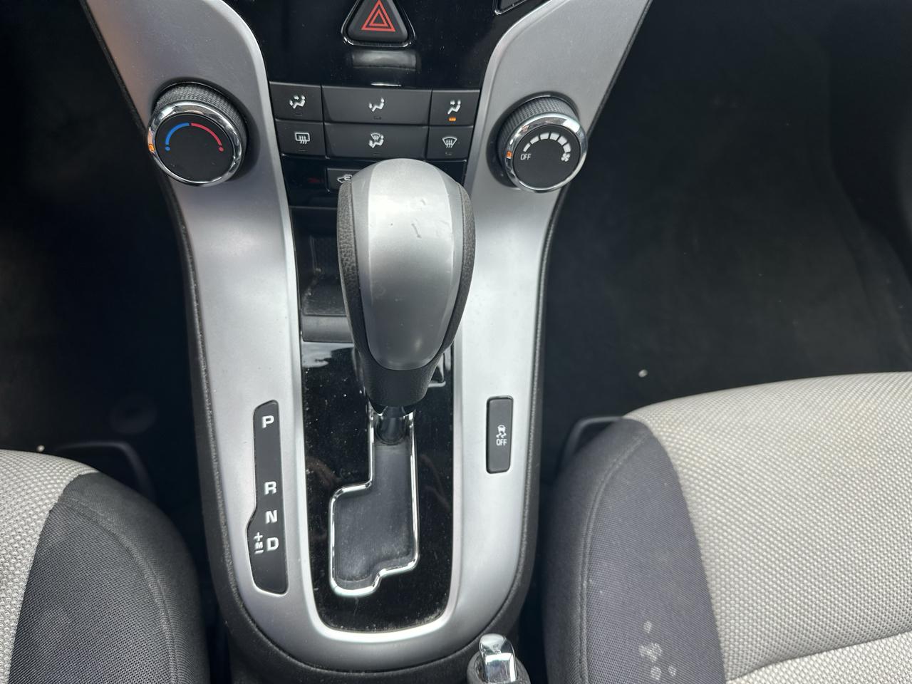 Chevrolet Cruze 4dr Sdn Auto LS 2015