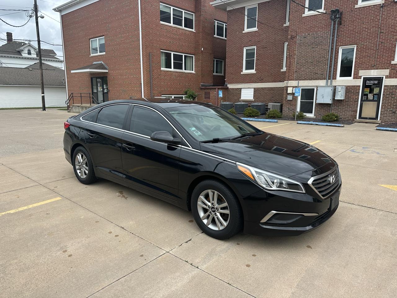 Hyundai Sonata SE 2.4L 2017