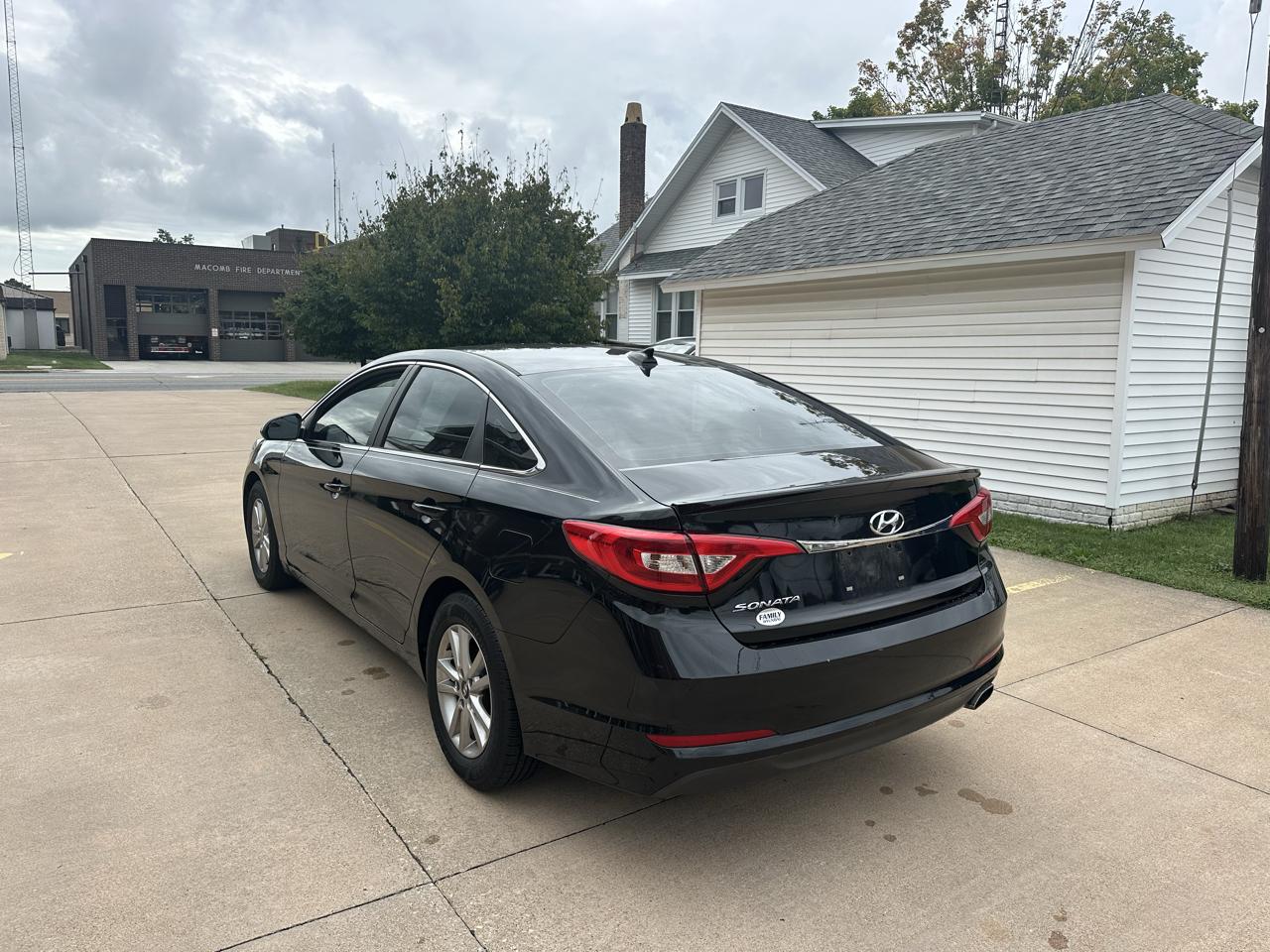 Hyundai Sonata SE 2.4L 2017