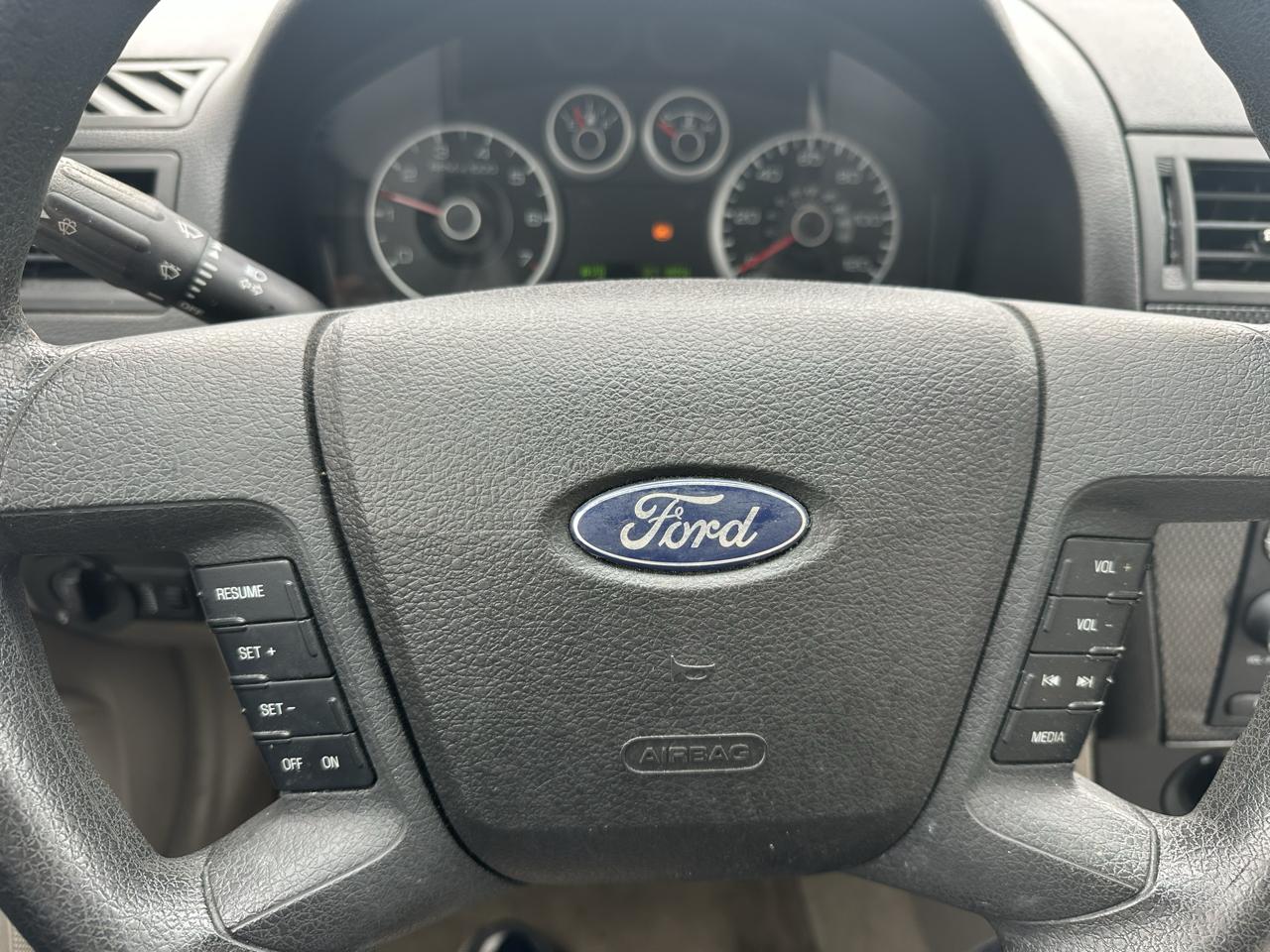 Ford Fusion 4dr Sdn I4 SE FWD 2008