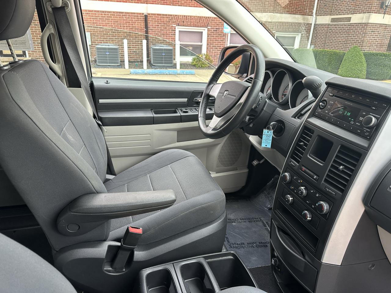 Dodge Grand Caravan 4dr Wgn SXT 2008