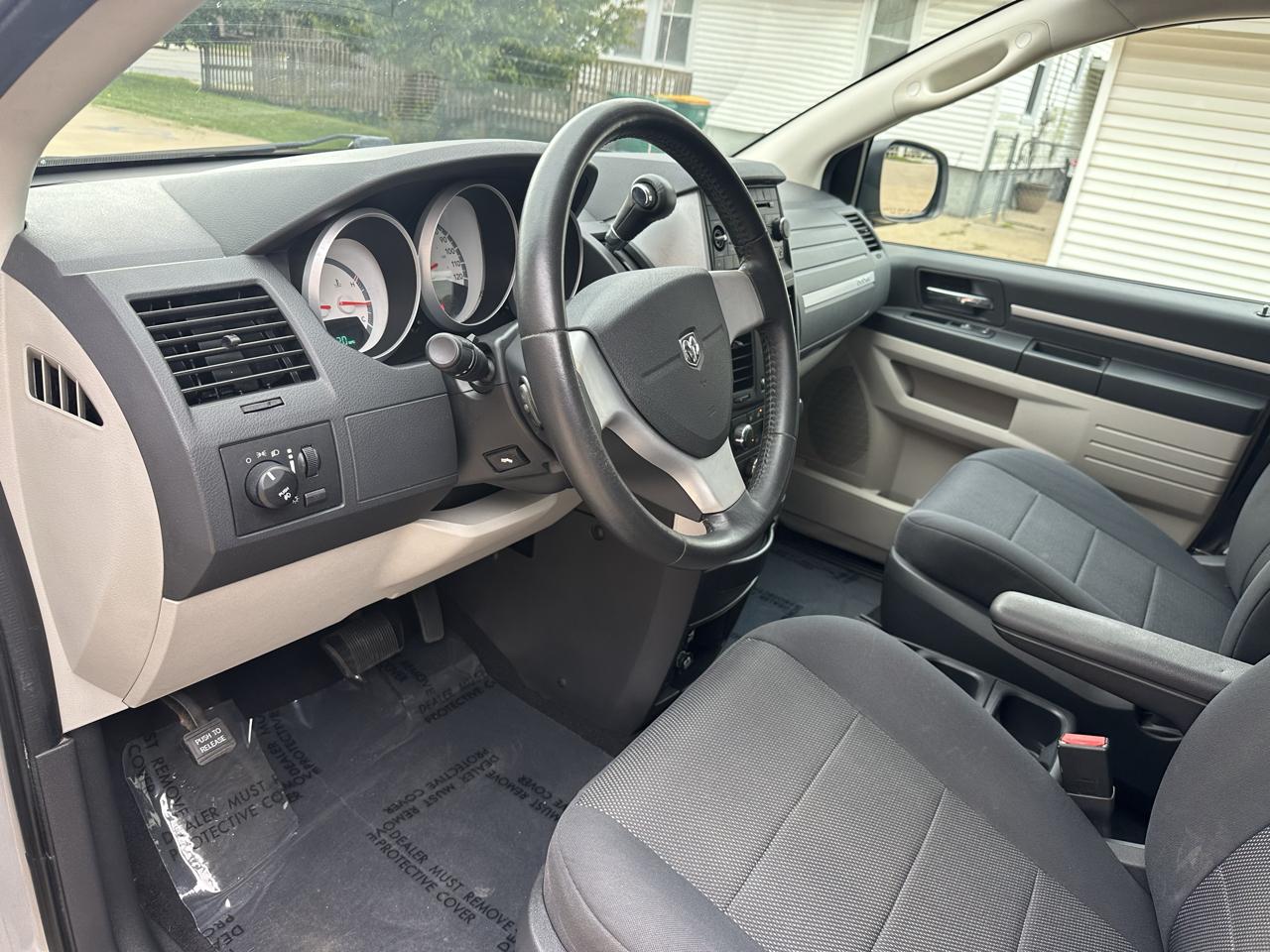 Dodge Grand Caravan 4dr Wgn SXT 2008