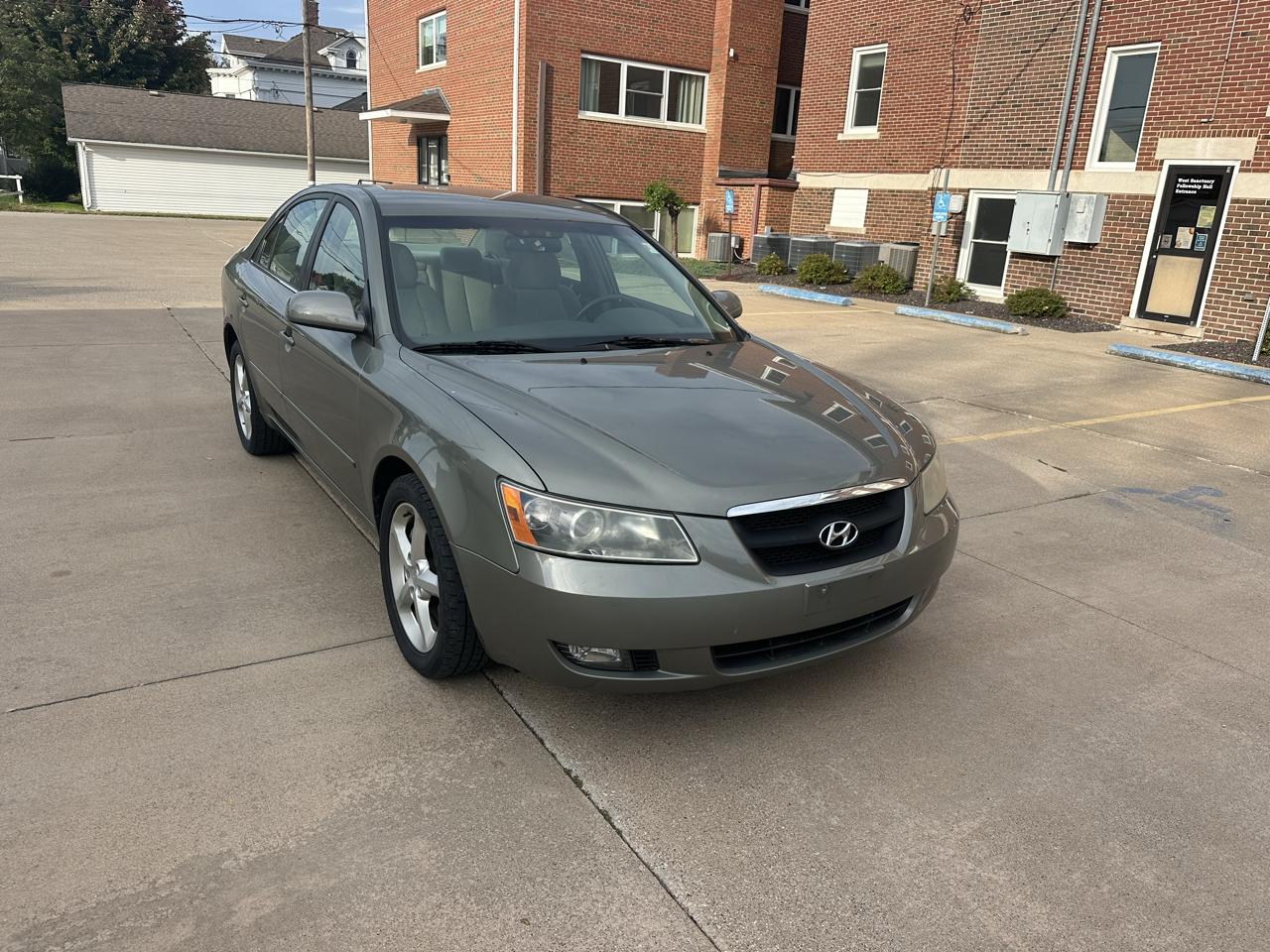 Hyundai Sonata 4dr Sdn Auto Limited w/XM 2007