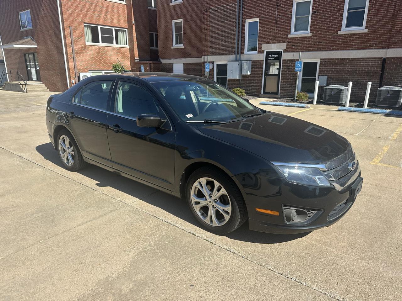 Ford Fusion 4dr Sdn SE FWD 2012