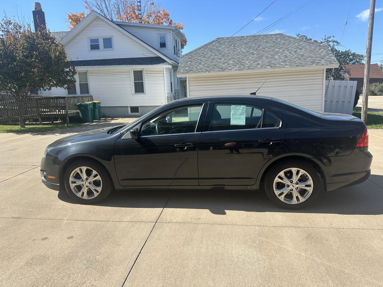 Ford Fusion 4dr Sdn SE FWD 2012