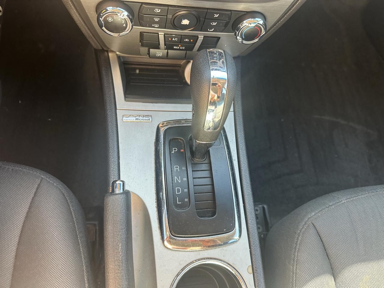 Ford Fusion 4dr Sdn SE FWD 2012