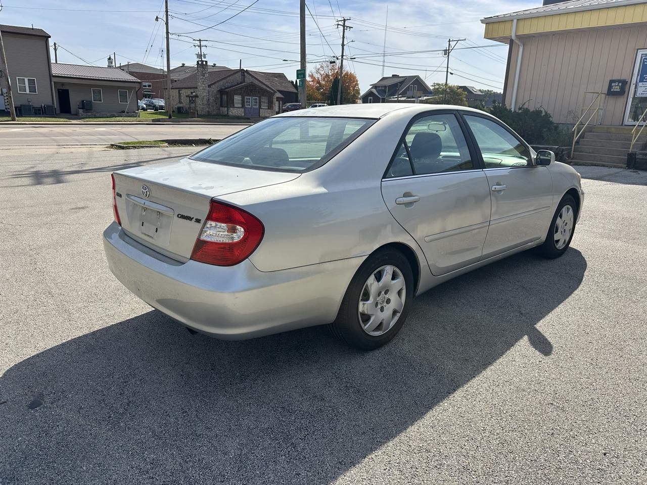 Toyota Camry 4dr Sdn XLE Auto (Natl) 2003