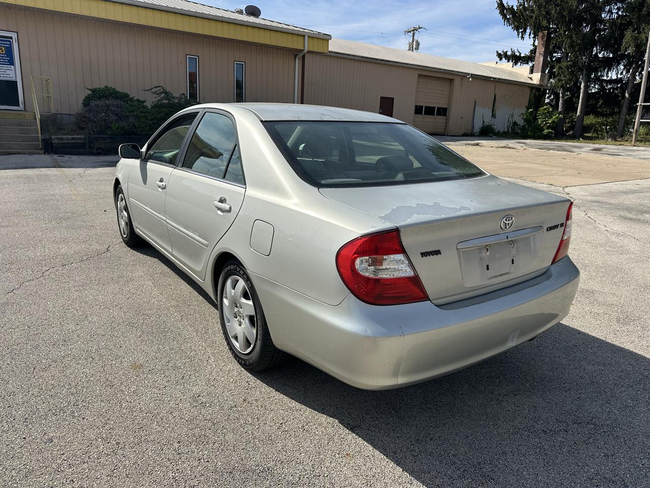 Toyota Camry 4dr Sdn XLE Auto (Natl) 2003