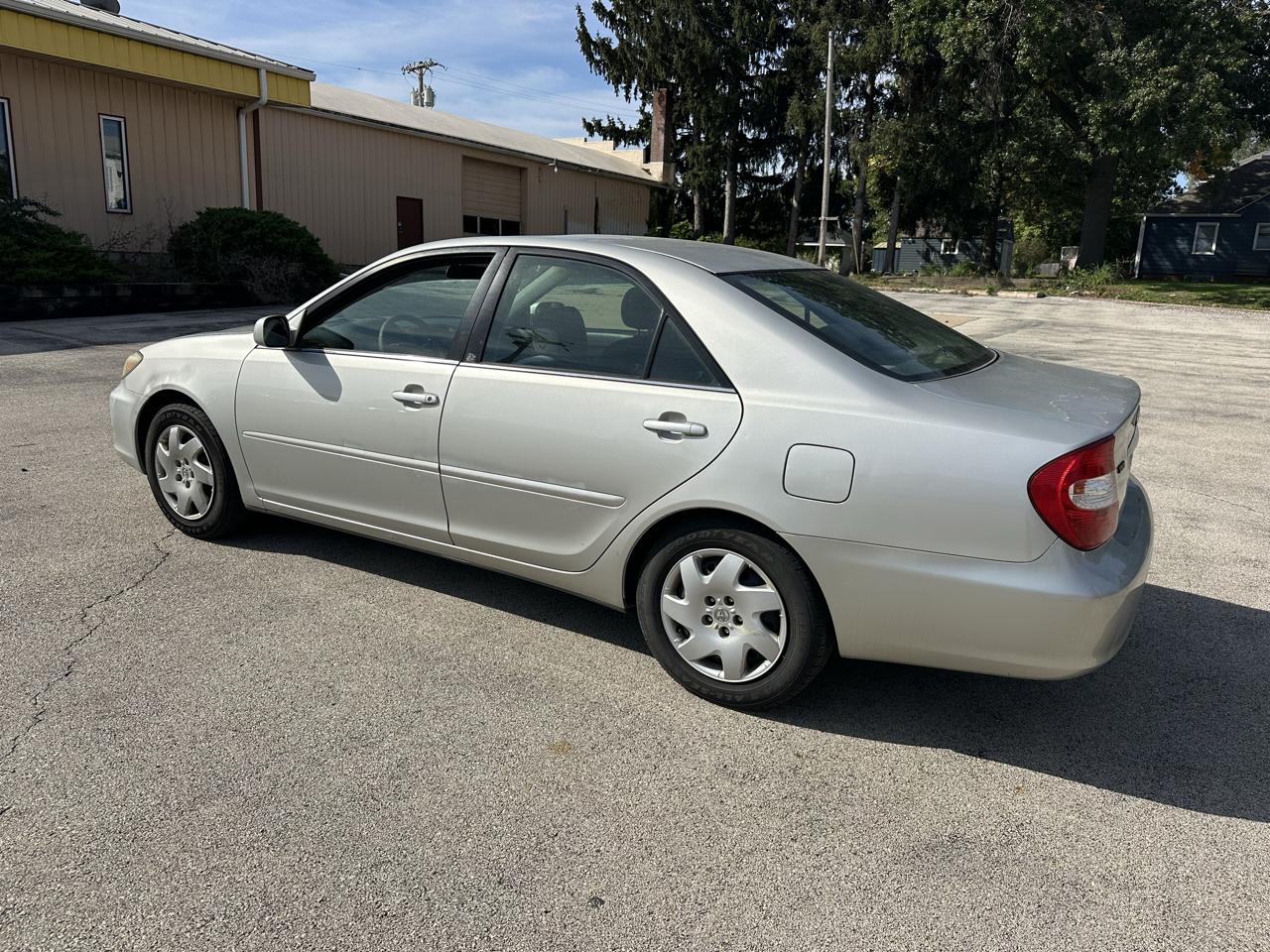 Toyota Camry 4dr Sdn XLE Auto (Natl) 2003