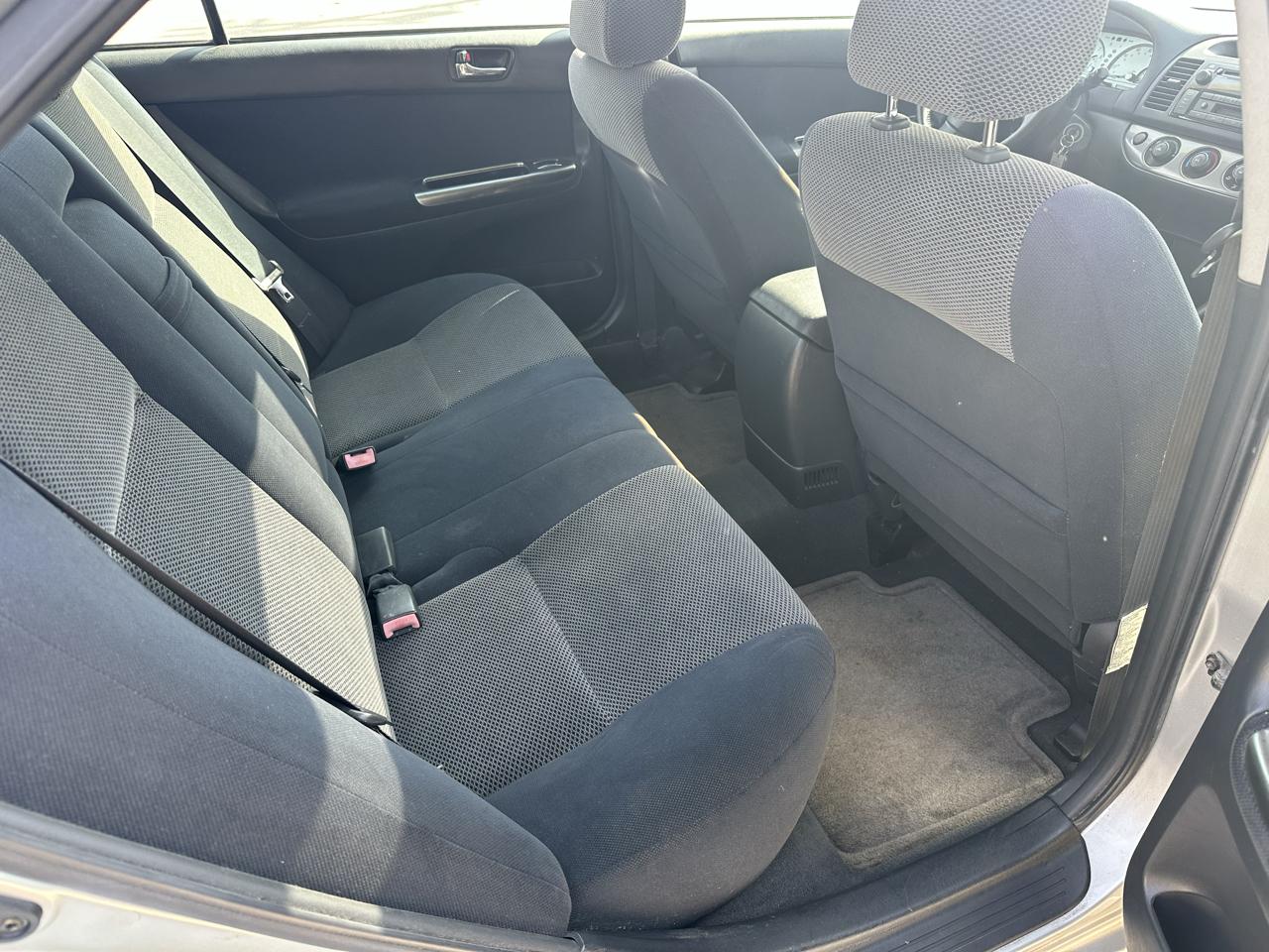 Toyota Camry 4dr Sdn XLE Auto (Natl) 2003