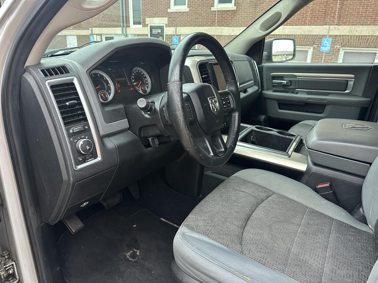 Dodge Ram 1500  2014