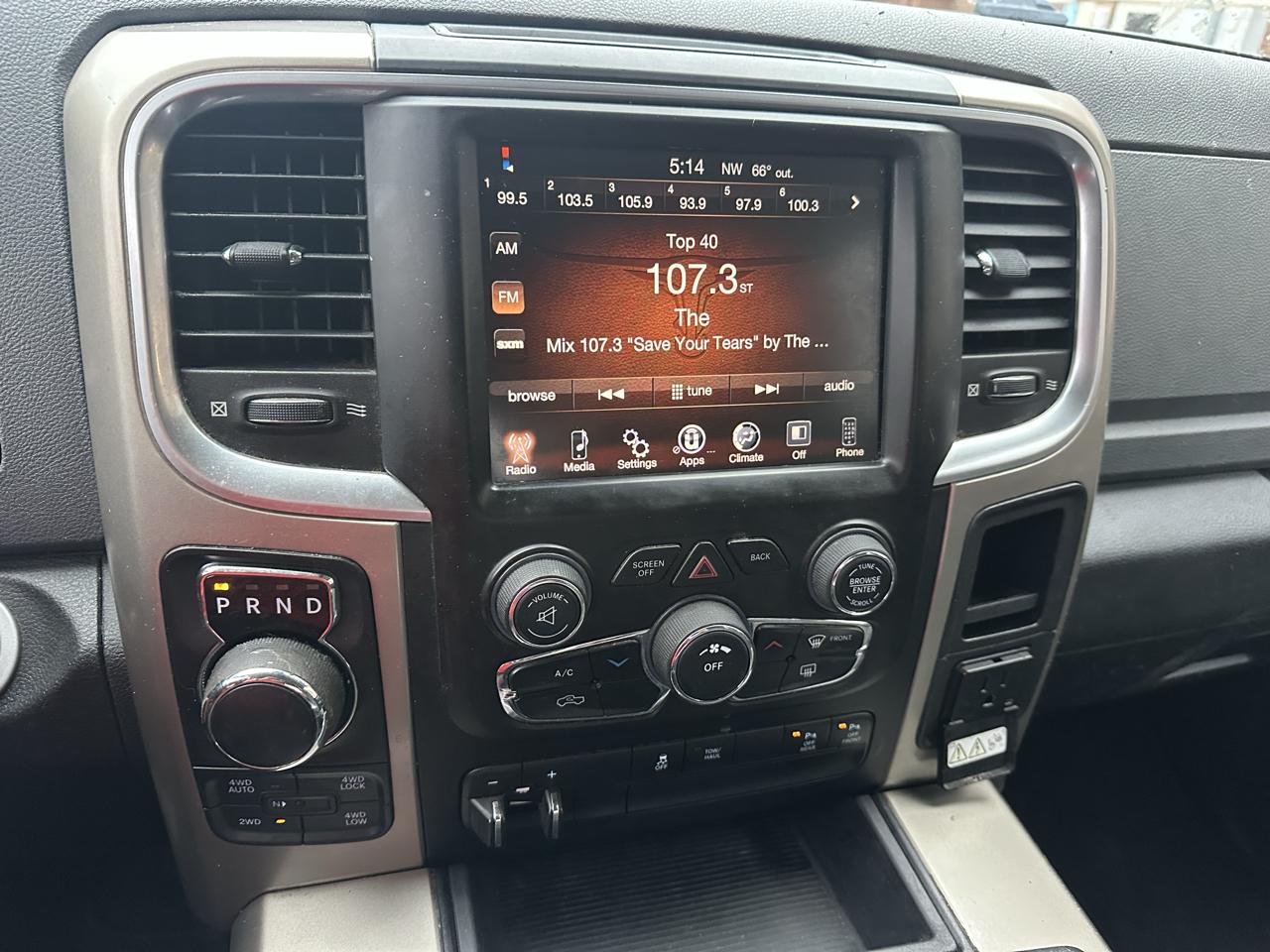 Dodge Ram 1500  2014