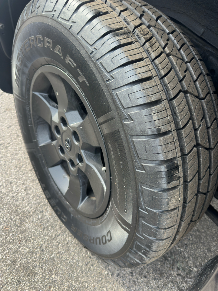 2010 Toyota 4Runner Limited photo 11