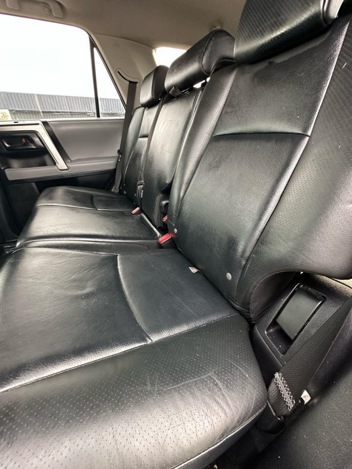2010 Toyota 4Runner Limited photo 36