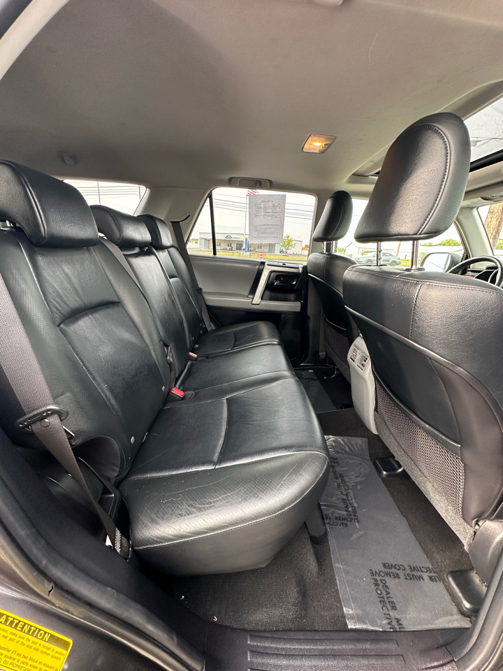 2010 Toyota 4Runner Limited photo 41