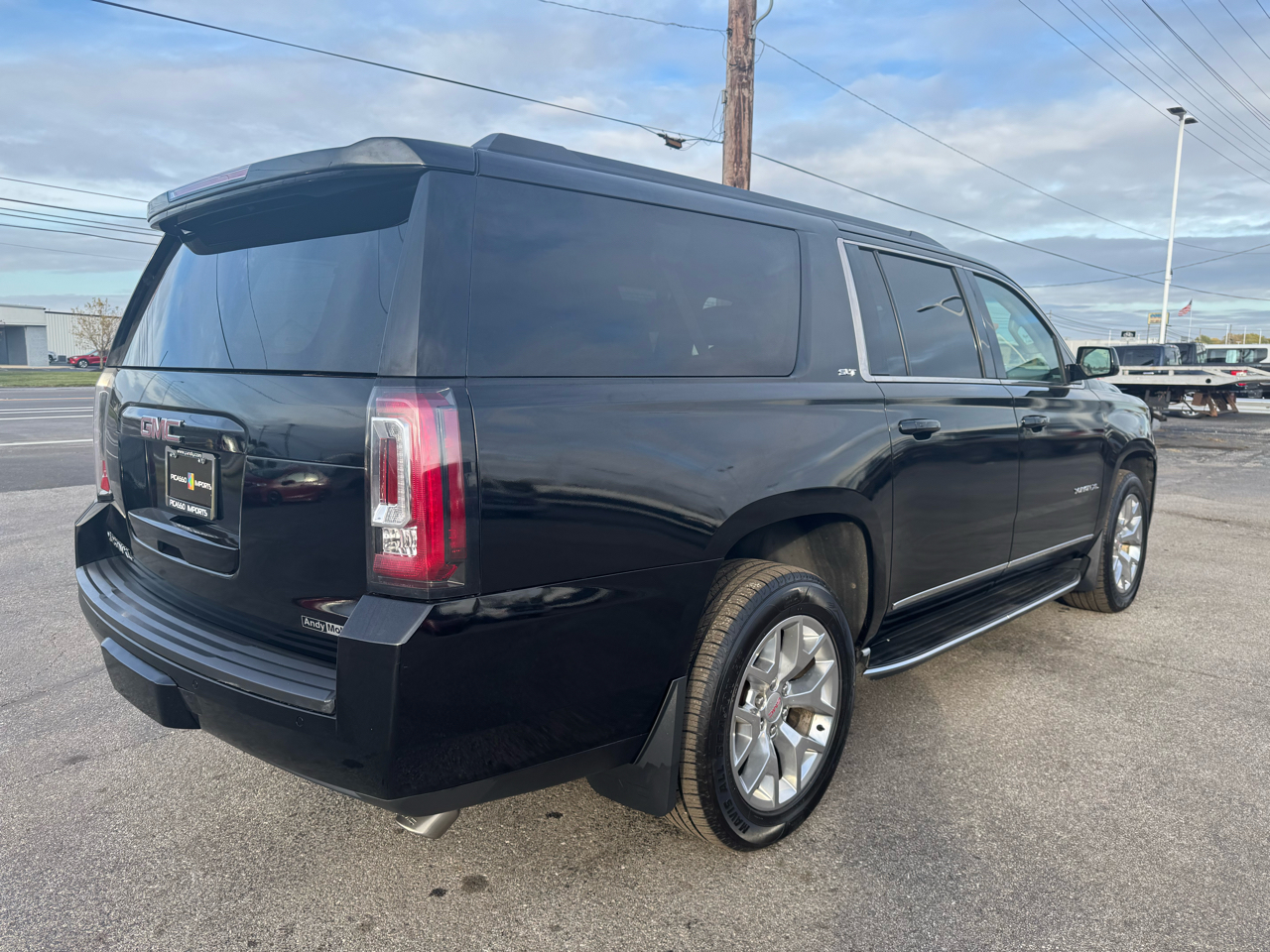 GMC Yukon XL 4WD 4dr SLT 2016 GMC Yukon XL 4WD 4dr SLT 2016
