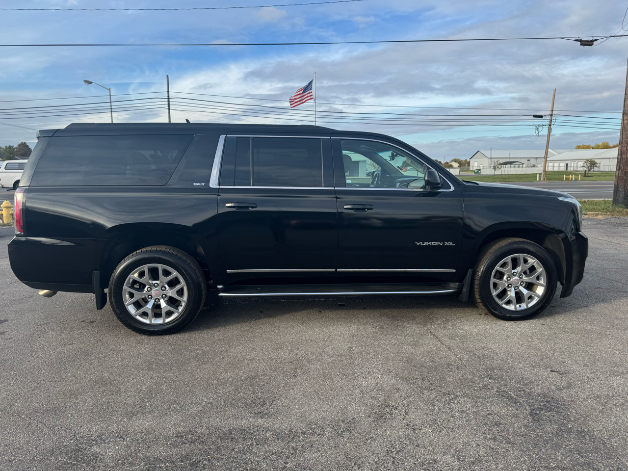 GMC Yukon XL 4WD 4dr SLT 2016 GMC Yukon XL 4WD 4dr SLT 2016
