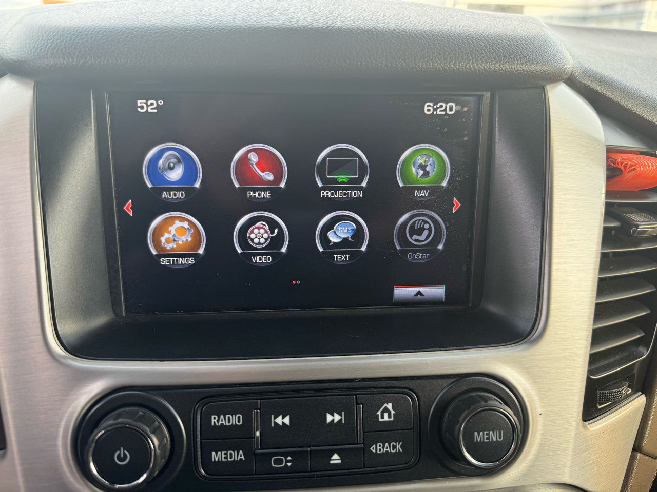 GMC Yukon XL 4WD 4dr SLT 2016 GMC Yukon XL 4WD 4dr SLT 2016