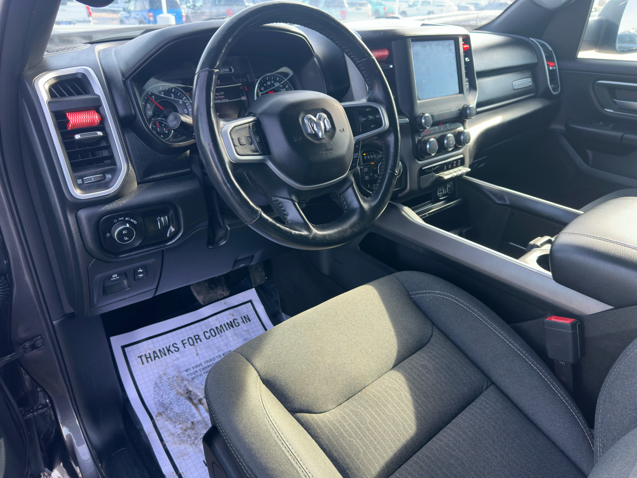 RAM 1500 Big Horn 4x4 Quad Cab 6'4" Box 2020