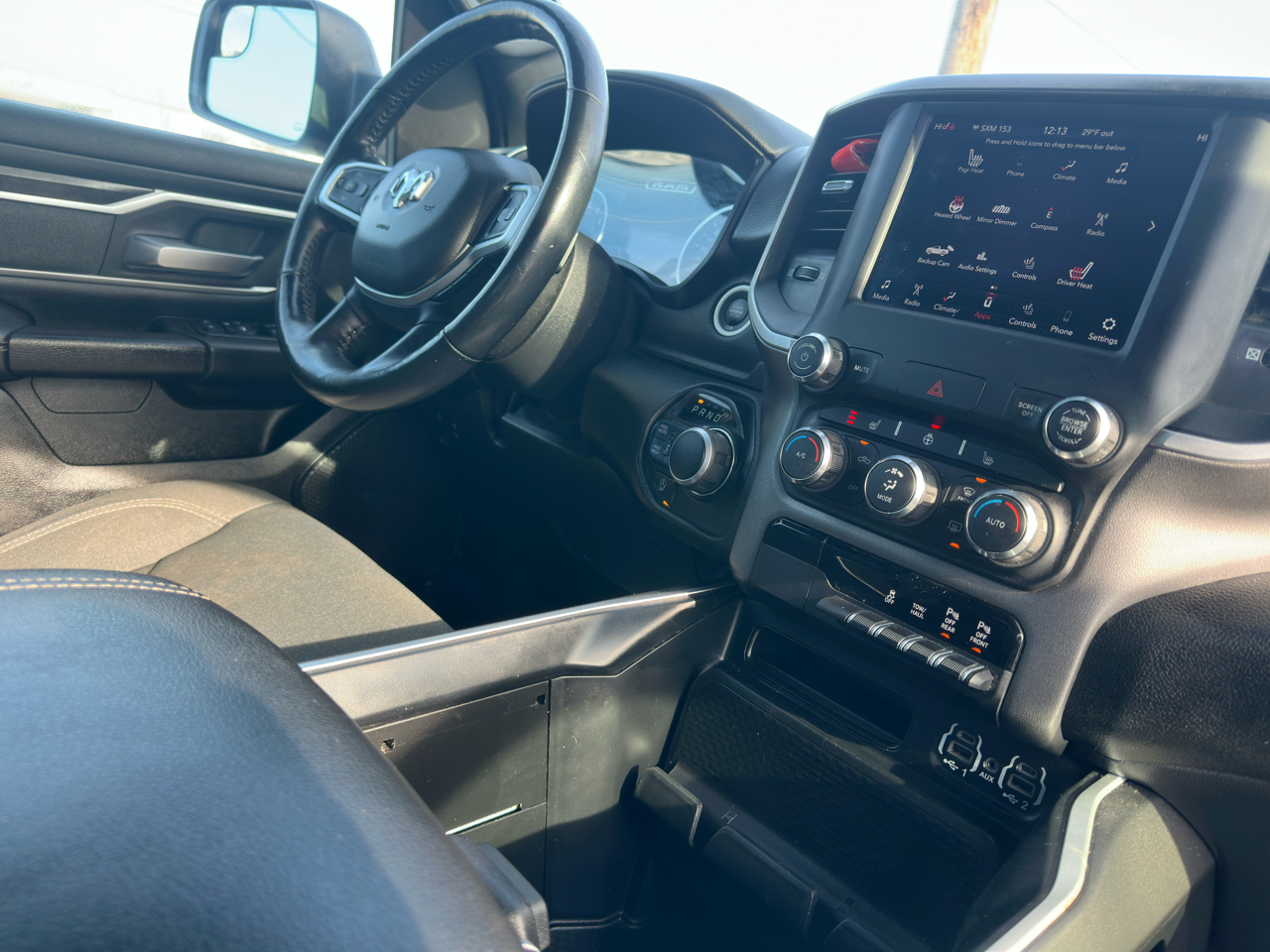 RAM 1500 Big Horn 4x4 Quad Cab 6'4" Box 2020