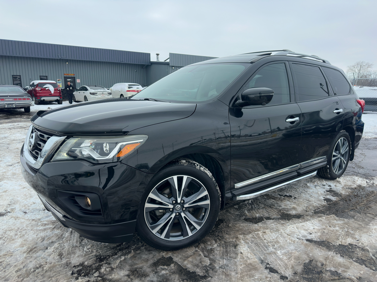 Nissan Pathfinder FWD Platinum 2018