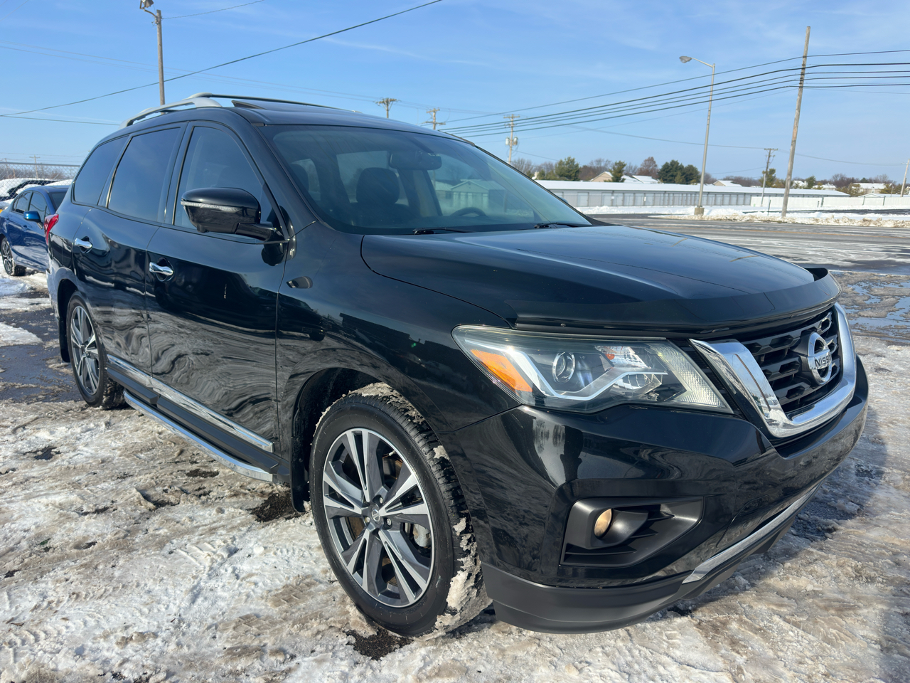 Nissan Pathfinder FWD Platinum 2018