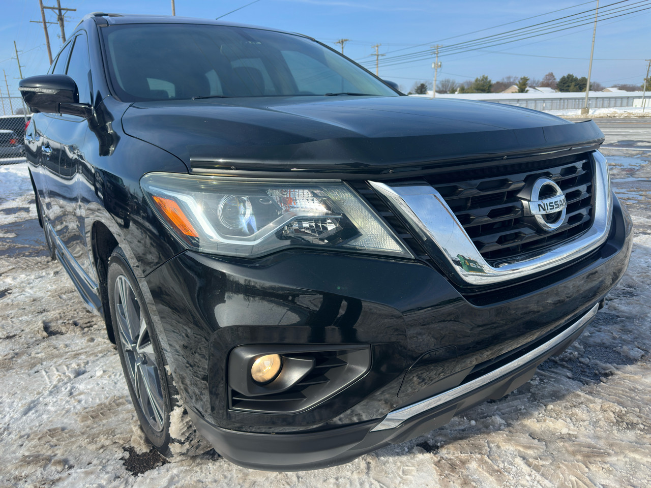 Nissan Pathfinder FWD Platinum 2018