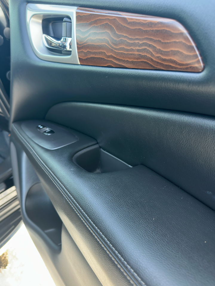 Nissan Pathfinder FWD Platinum 2018