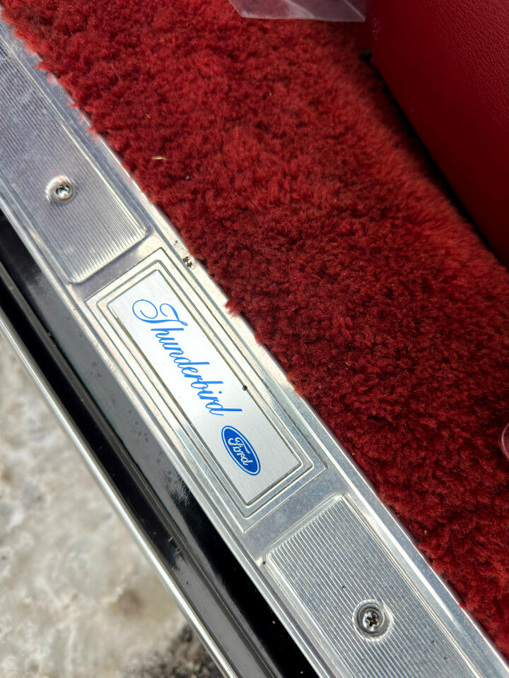 Ford Thunderbird 2dr Conv w/Hardtop Deluxe 1976