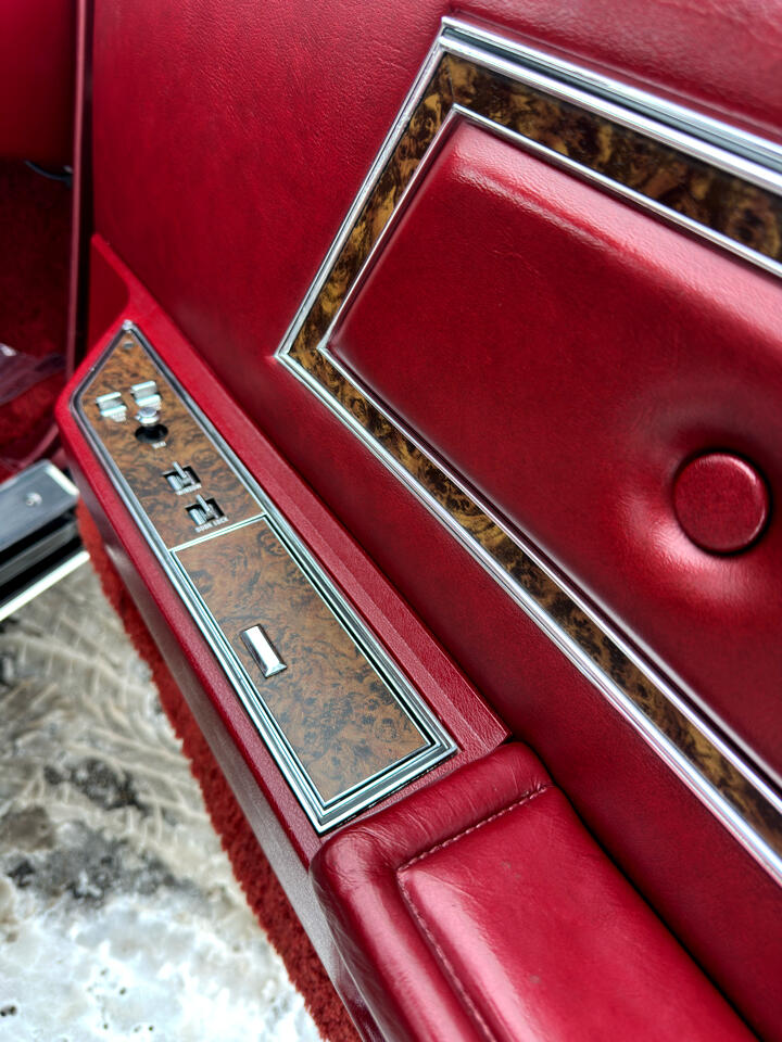 Ford Thunderbird 2dr Conv w/Hardtop Deluxe 1976