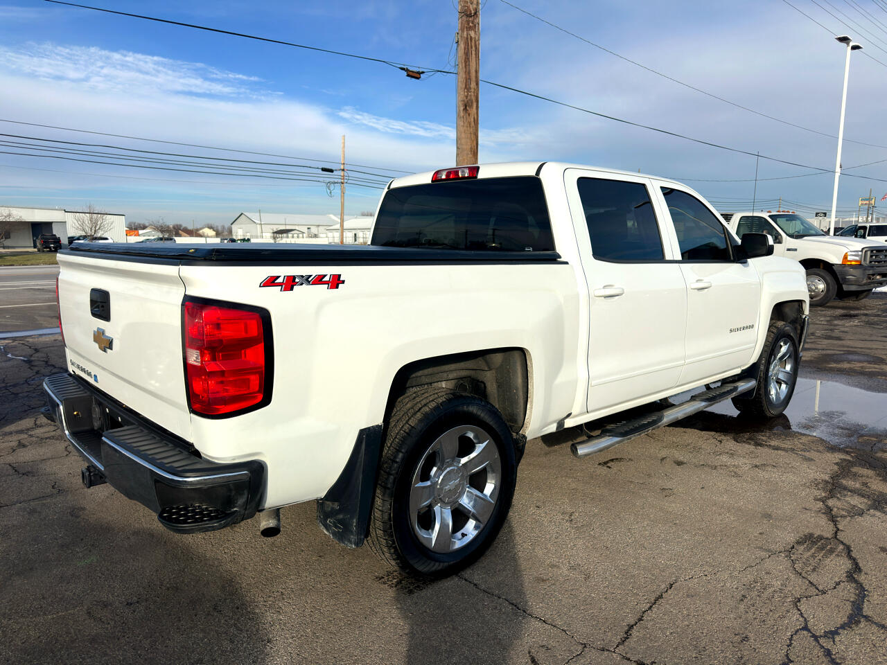 Chevrolet Silverado 1500 4WD Crew Cab 143.5" LT w/1LT 2018