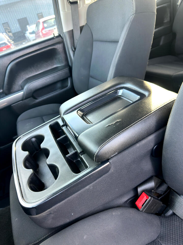 Chevrolet Silverado 1500 4WD Crew Cab 143.5" LT w/1LT 2018