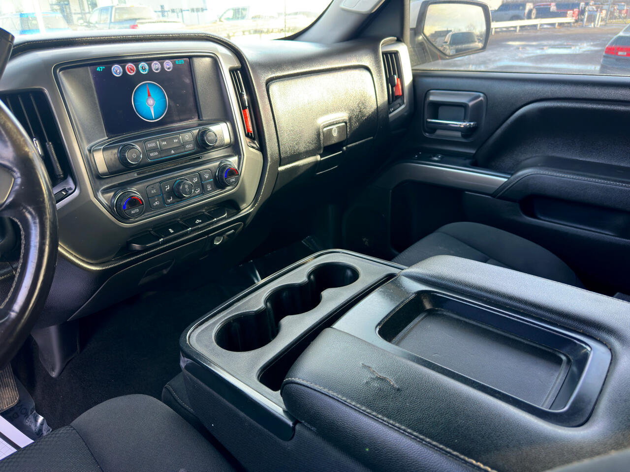 Chevrolet Silverado 1500 4WD Crew Cab 143.5" LT w/1LT 2018