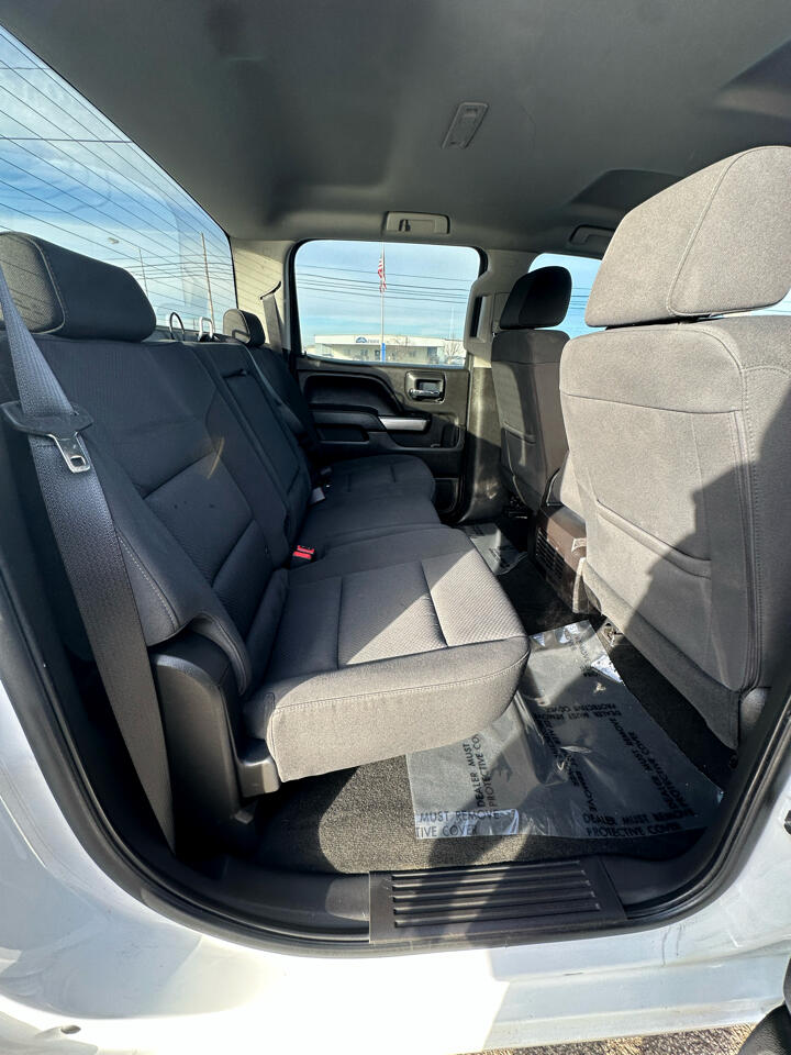 Chevrolet Silverado 1500 4WD Crew Cab 143.5" LT w/1LT 2018