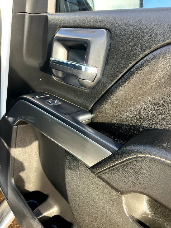 Chevrolet Silverado 1500 4WD Crew Cab 143.5" LT w/1LT 2018