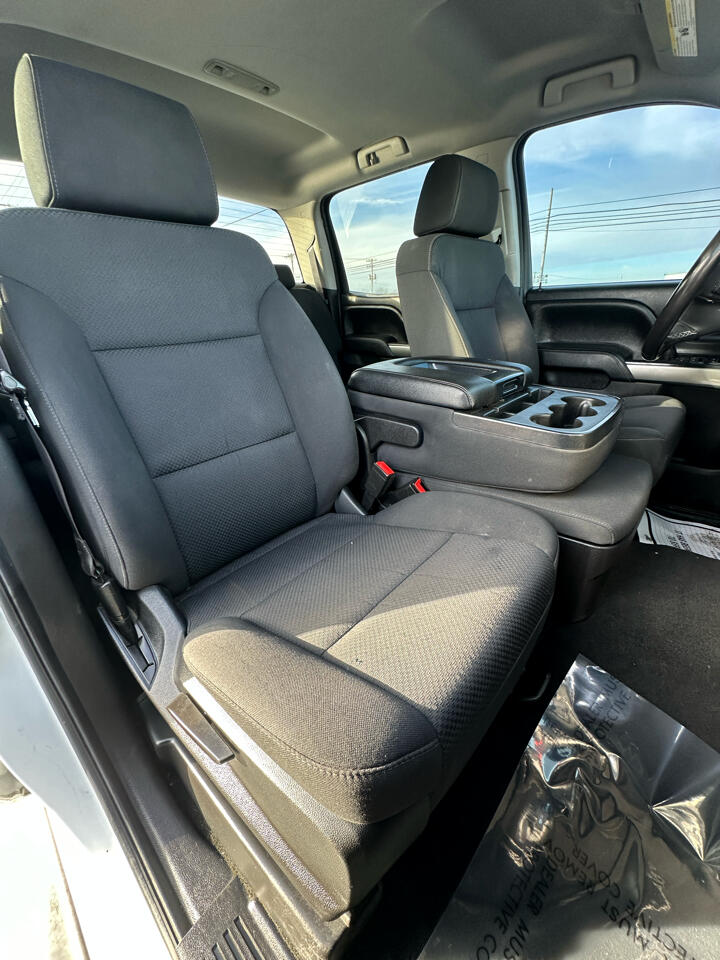 Chevrolet Silverado 1500 4WD Crew Cab 143.5" LT w/1LT 2018